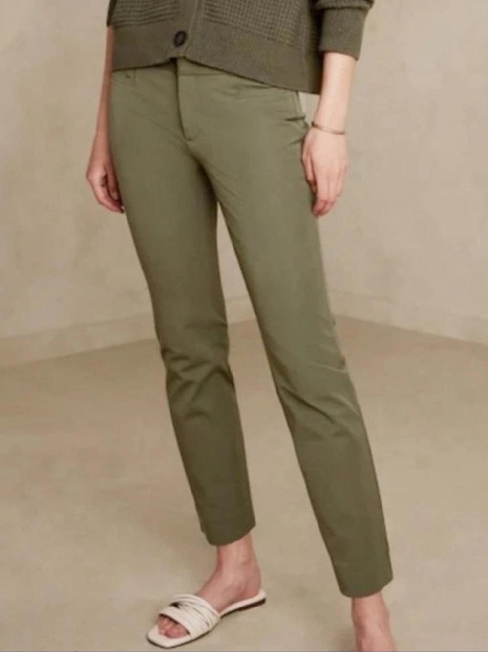 Banana Republic Sloan Olive Green Cropped Slim Ankle Pants 16